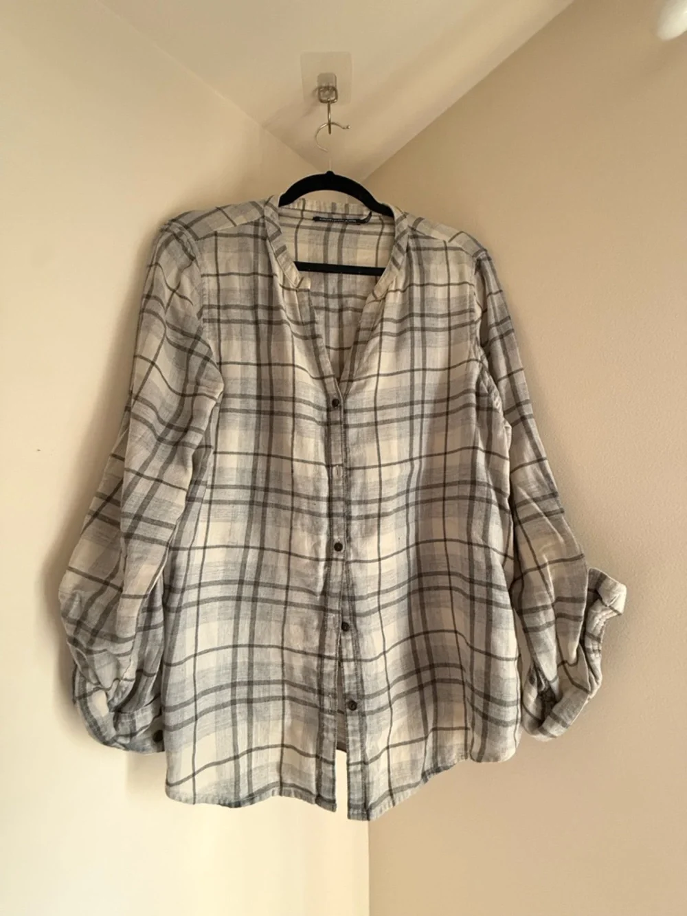 Calvin Klein Jeans Gray and White Plaid Button-Down Shirt